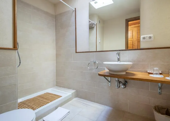 Cal Giral Ii 3*