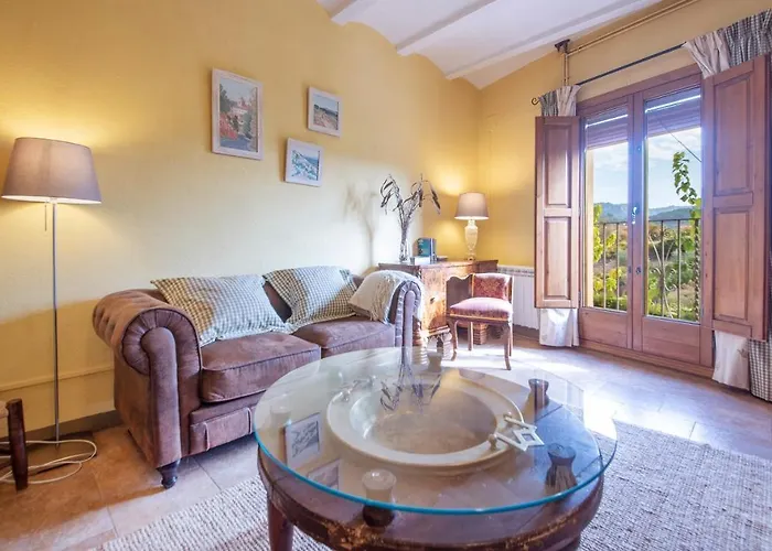 Cal Giral Ii Bed & Breakfast