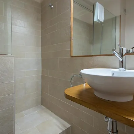 Cal Giral Ii Bed & Breakfast *