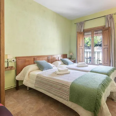 Cal Giral Ii 3*