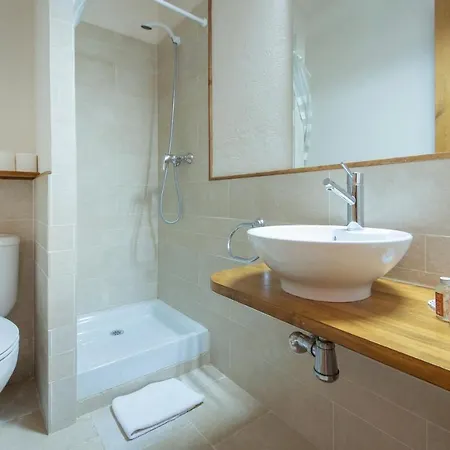 Cal Giral Ii Bed & Breakfast